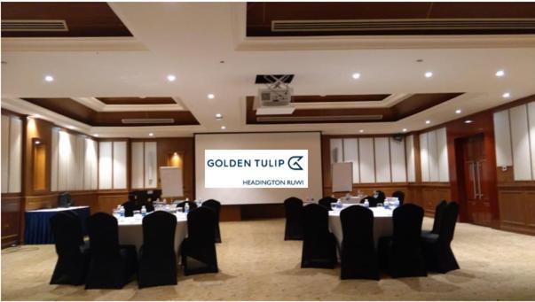 Golden Tulip Headington 호텔 무스카트 외부 사진