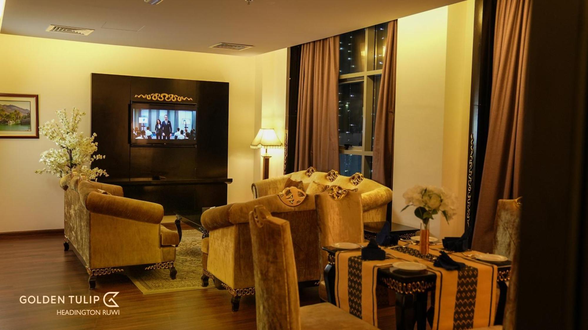 Golden Tulip Headington 호텔 무스카트 외부 사진